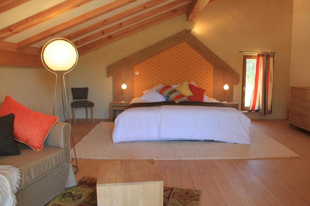 Hollyoaks Estate Hotel Saint-Pons-la-Calm Kamer foto